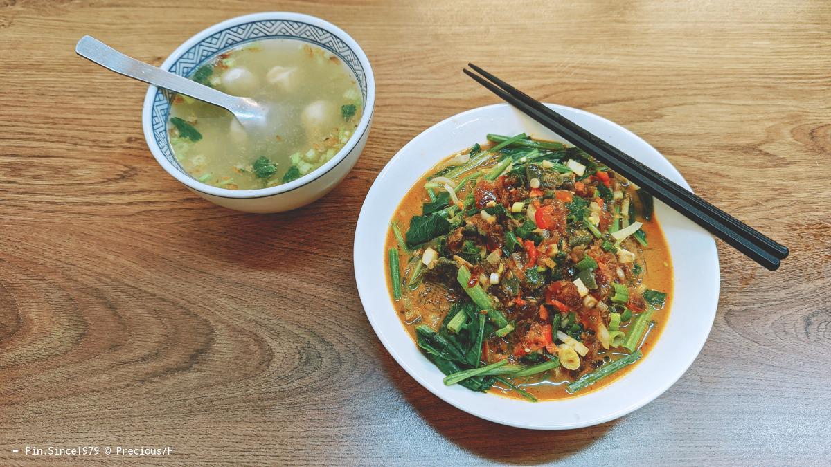 鶯歌水餃麵食館。八方麵食