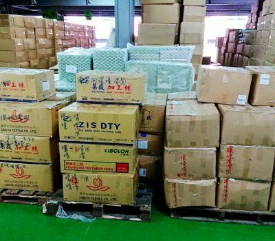 2018年2月濕紙巾、看護墊、拼裝地墊捐贈