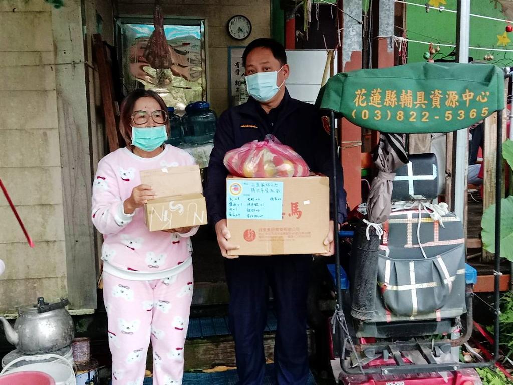 鳳林分局協助普伽藍接力傳愛偏鄉送暖
